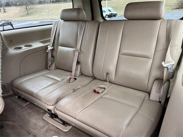 2011 GMC Yukon XL AWD 4dr 1500 Denali