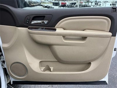 2011 GMC Yukon XL AWD 4dr 1500 Denali