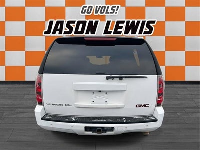 2011 GMC Yukon XL AWD 4dr 1500 Denali