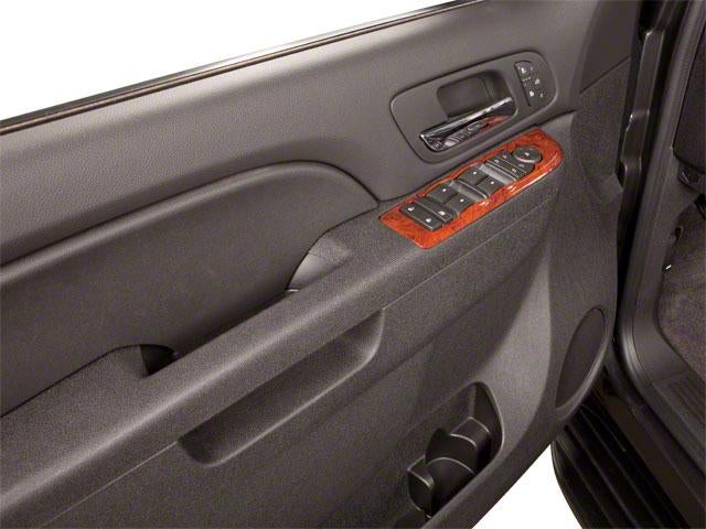 2011 GMC Yukon XL AWD 4dr 1500 Denali