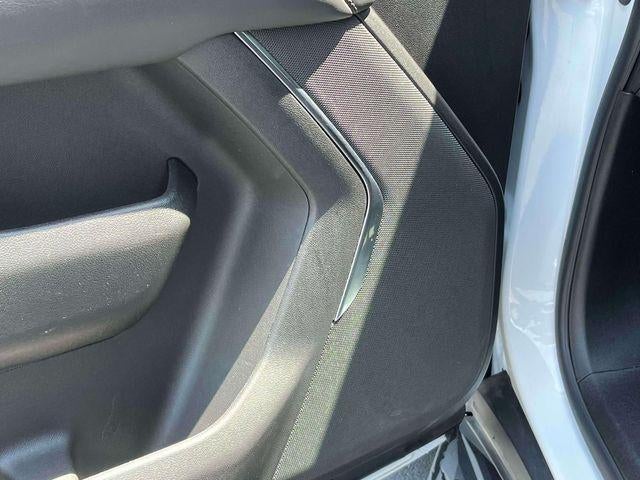 2025 Chevrolet Suburban 4WD LT