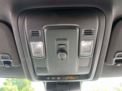 2025 Chevrolet Suburban 4WD LT