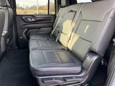 2024 Chevrolet Suburban 4WD LT