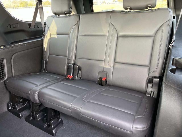 2024 Chevrolet Suburban 4WD LT