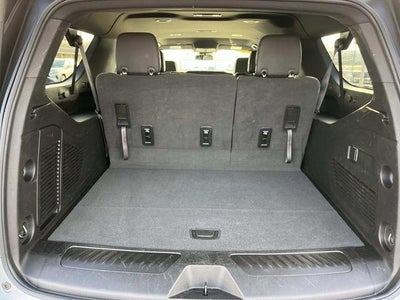 2024 Chevrolet Suburban 4WD LT