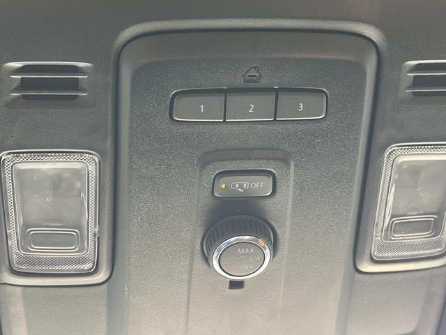 2024 Chevrolet Suburban 4WD LT