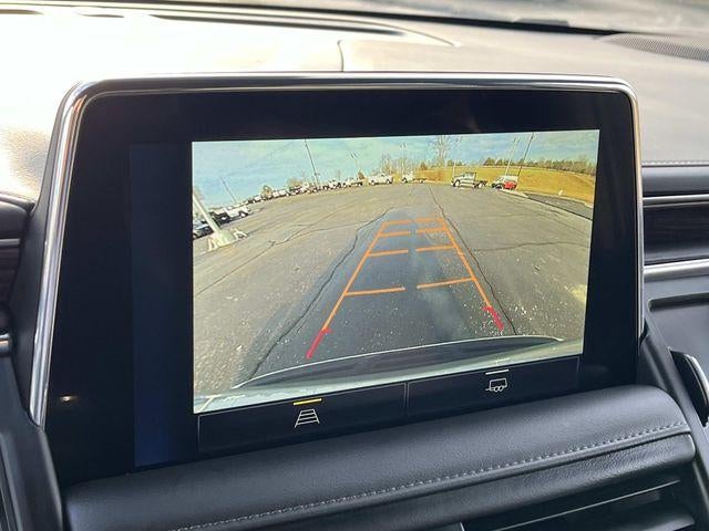 2024 Chevrolet Suburban 4WD LT