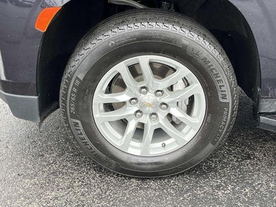 2024 Chevrolet Suburban 4WD LT