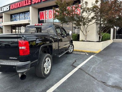 2015 GMC Sierra 2500 HD Crew Cab Standard Box 4-Wheel Drive Denali