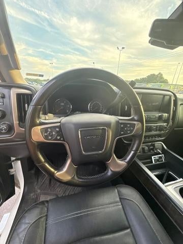 2016 GMC Sierra 2500 HD Crew Cab Standard Box 4-Wheel Drive Denali