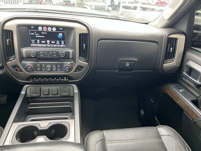 2019 GMC Sierra 3500HD Crew Cab Standard Box 4-Wheel Drive Denali