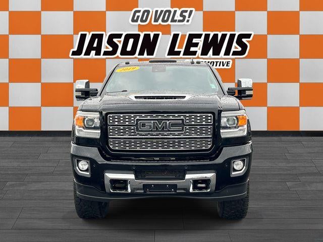 2019 GMC Sierra 3500HD Crew Cab Standard Box 4-Wheel Drive Denali