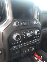 2022 GMC Sierra 2500 HD Crew Cab Standard Box 4-Wheel Drive Denali