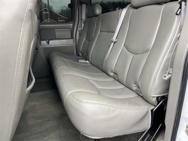 2007 GMC Sierra 2500HD Classic 4WD Extended Cab Standard Box SLT