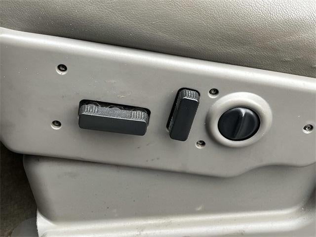 2007 GMC Sierra 2500HD Classic 4WD Extended Cab Standard Box SLT