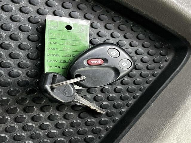 2007 GMC Sierra 2500HD Classic 4WD Extended Cab Standard Box SLT