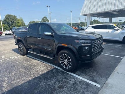 2025 GMC Canyon Crew Cab Short Box 4-Wheel Drive Denali