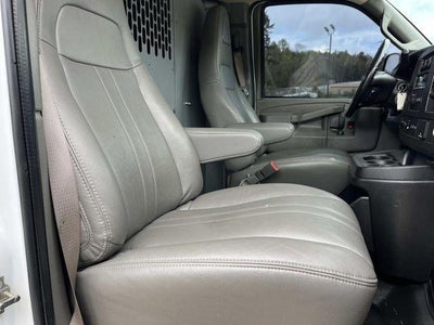 2023 GMC Savana Cargo Van 2500 Regular Wheelbase Rear-Wheel Drive