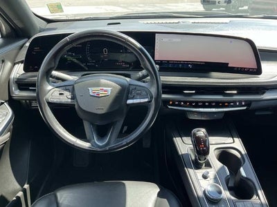 2024 Cadillac XT4 AWD 4dr Premium Luxury