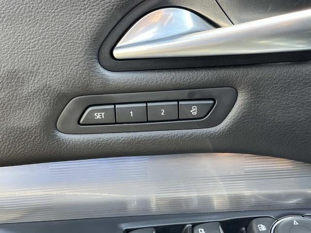 2024 Cadillac XT4 AWD 4dr Premium Luxury