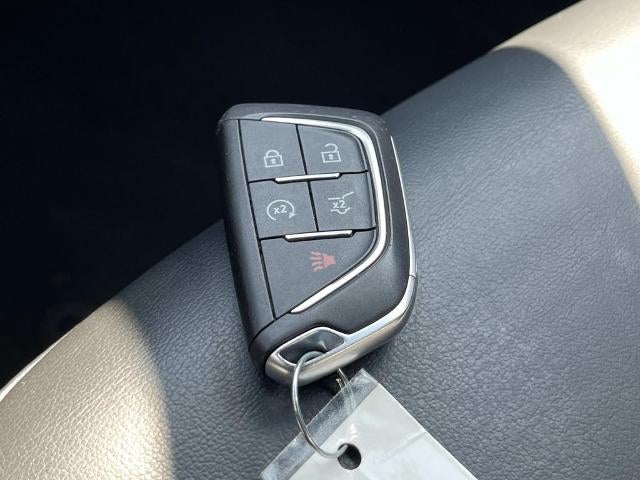 2024 Cadillac XT4 AWD 4dr Premium Luxury