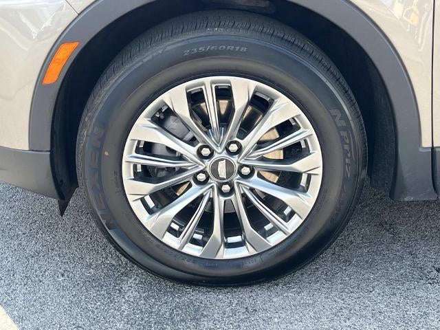 2024 Cadillac XT4 AWD 4dr Premium Luxury
