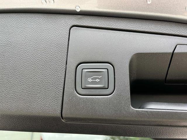 2025 Cadillac XT4 AWD 4dr Premium Luxury