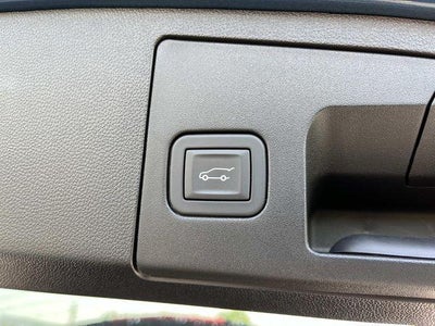 2025 Cadillac XT4 AWD 4dr Premium Luxury