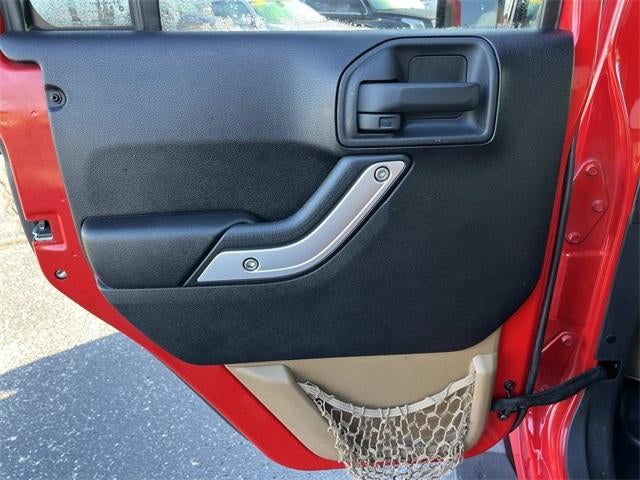 2011 Jeep Wrangler Unlimited 4WD 4dr Sahara