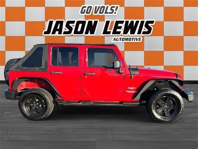2011 Jeep Wrangler Unlimited 4WD 4dr Sahara