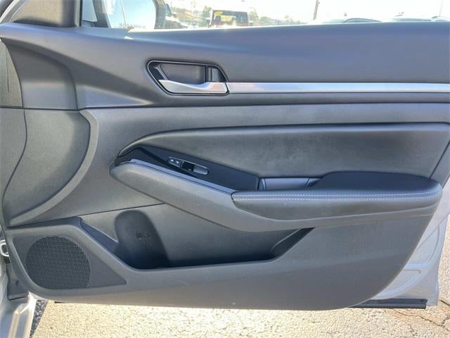 2023 Nissan Altima 2.5 SV Sedan