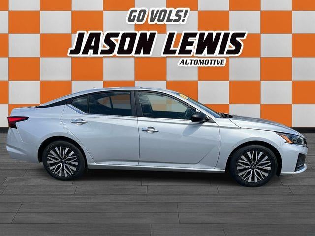 2024 Nissan Altima 2.5 SV Sedan