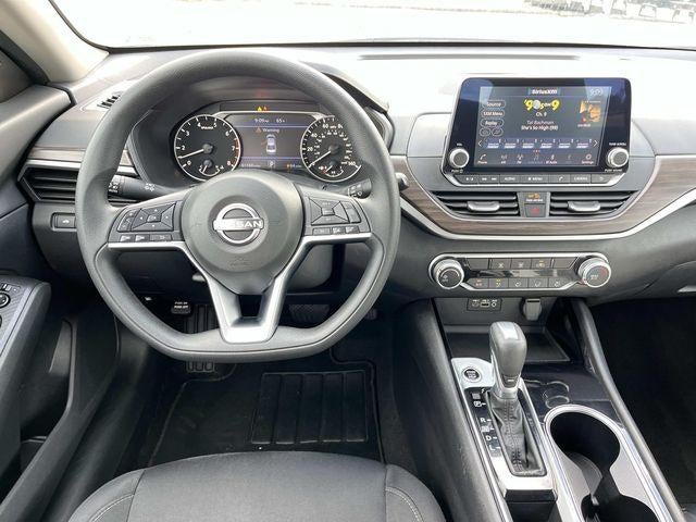 2024 Nissan Altima 2.5 SV Sedan