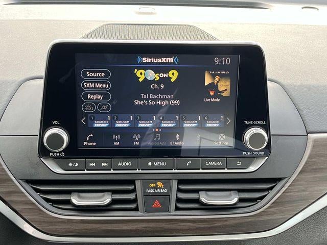 2024 Nissan Altima 2.5 SV Sedan