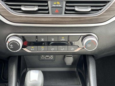 2024 Nissan Altima 2.5 SV Sedan