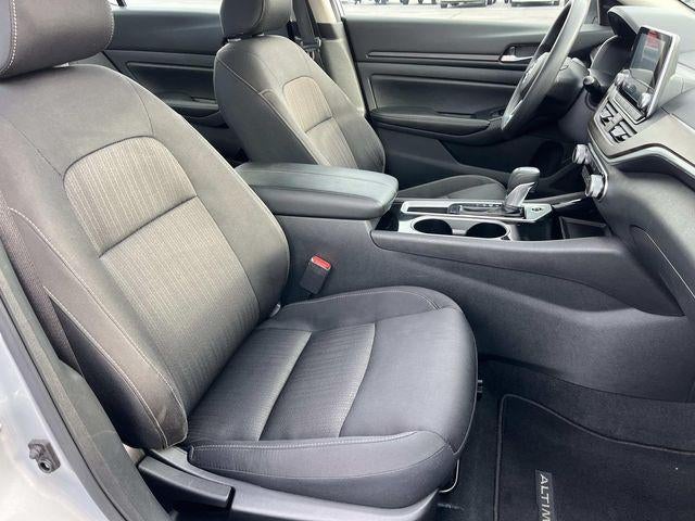 2024 Nissan Altima 2.5 SV Sedan