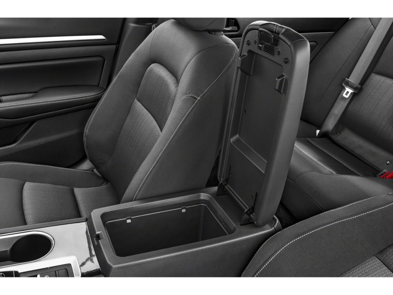 2024 Nissan Altima 2.5 SV Sedan