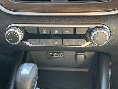 2023 Nissan Altima 2.5 SV Sedan