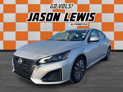 2023 Nissan Altima 2.5 SV Sedan