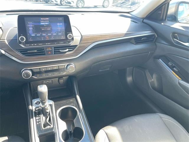 2023 Nissan Altima 2.5 SV Sedan