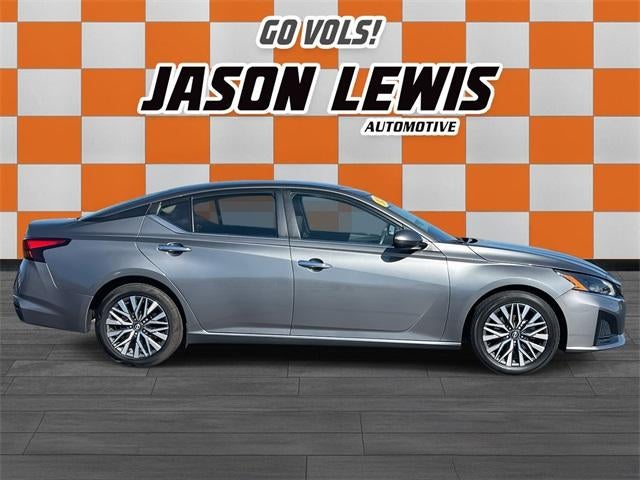 2023 Nissan Altima 2.5 SV Sedan