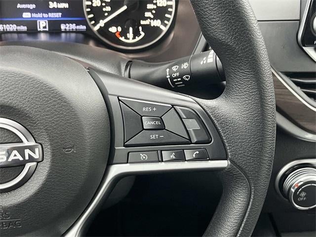 2024 Nissan Altima 2.5 SV Sedan