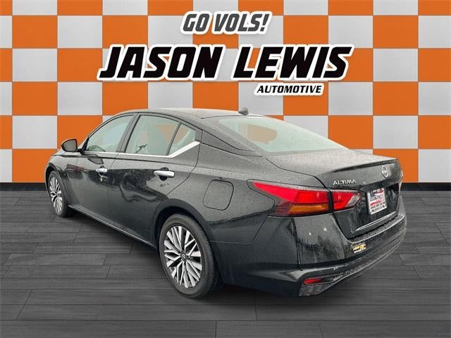 2024 Nissan Altima 2.5 SV Sedan