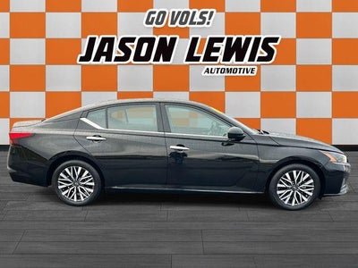 2024 Nissan Altima 2.5 SV Sedan