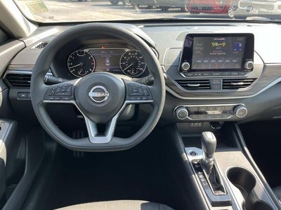 2025 Nissan Altima SV AWD