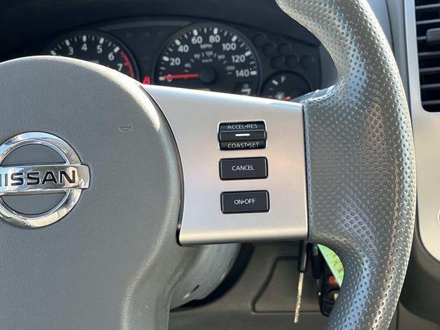 2017 Nissan Frontier Crew Cab 4x2 SV V6 Auto