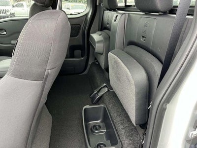 2022 Nissan Frontier King Cab 4x2 SV Auto