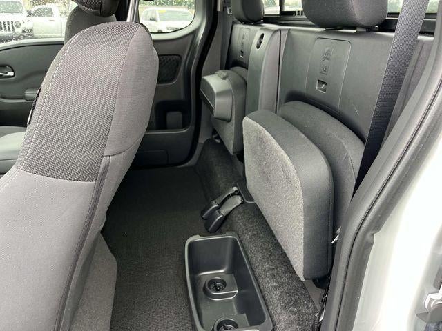 2022 Nissan Frontier King Cab 4x2 SV Auto