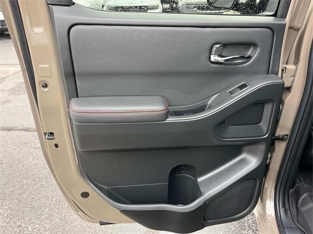 2024 Nissan Frontier Crew Cab 4x4 PRO-4X