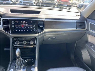 2022 Volkswagen Atlas 3.6L V6 SE w/Technology 4MOTION